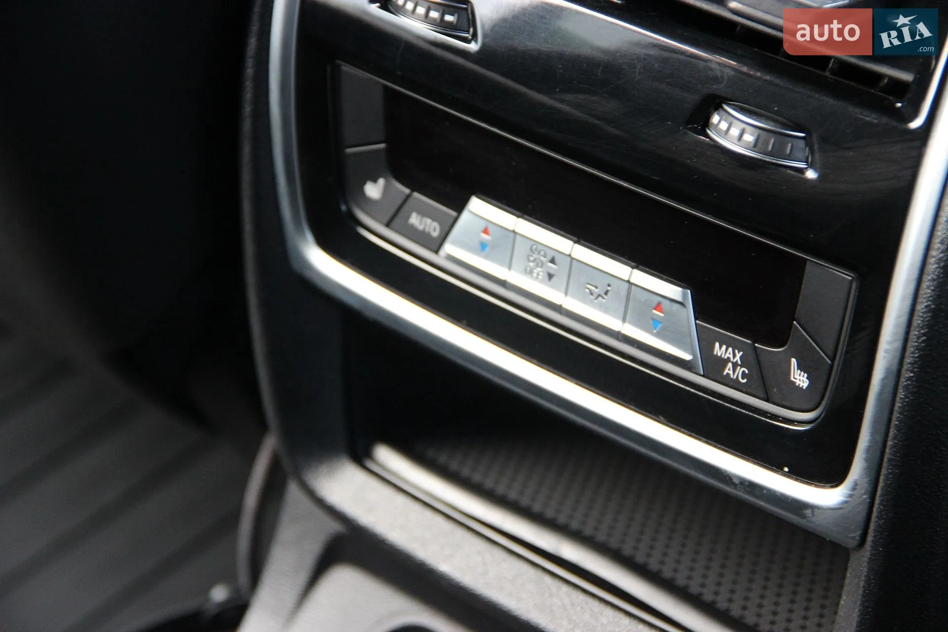 2019 BMW X7 - мініатюра 38