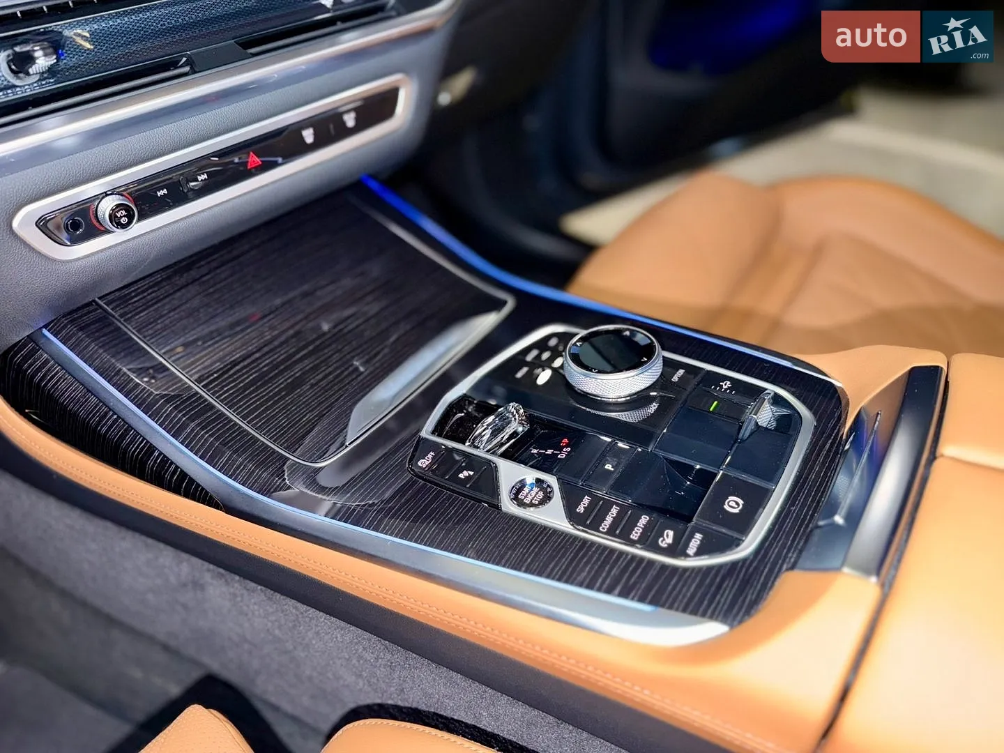 2025 BMW X7 - мініатюра 26