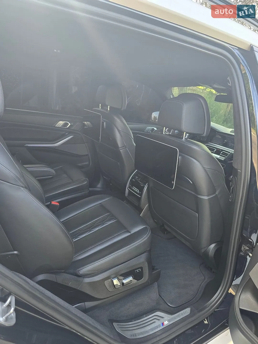 2021 BMW X7 - мініатюра 4