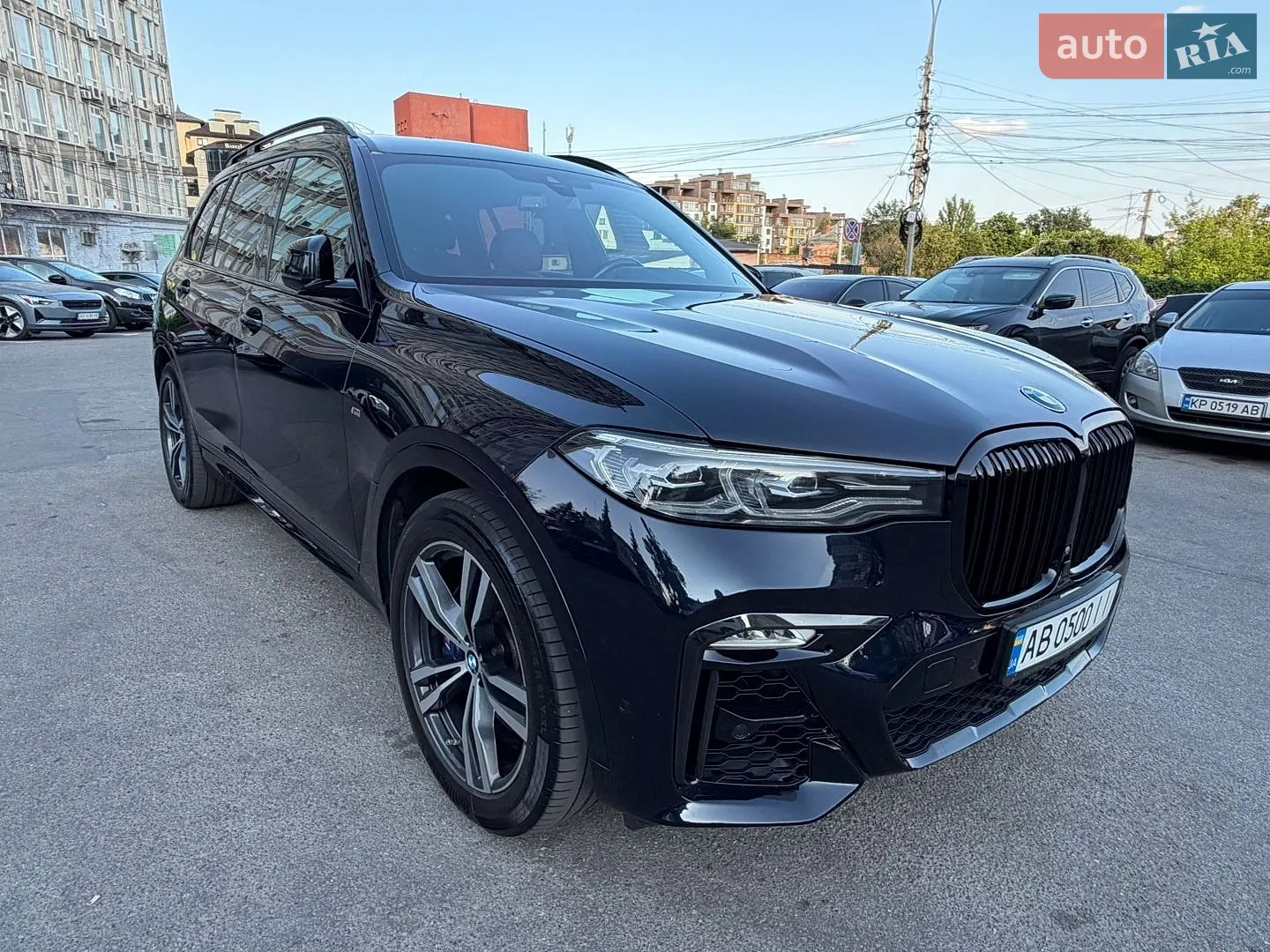 2020 BMW X7 - фото 1