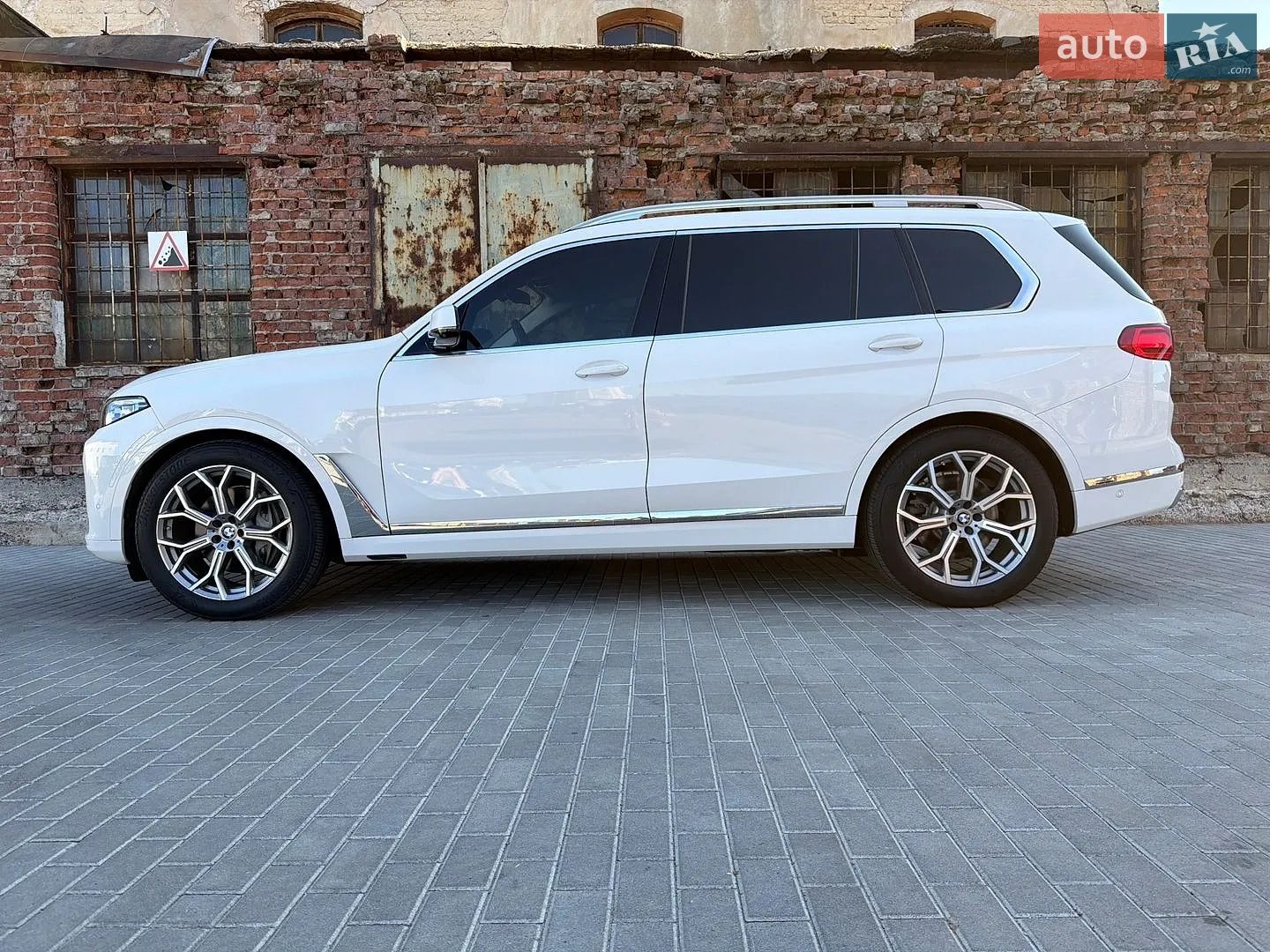2020 BMW X7 - мініатюра 5