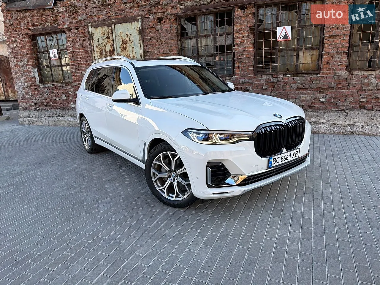 2021 BMW X7 - мініатюра 26