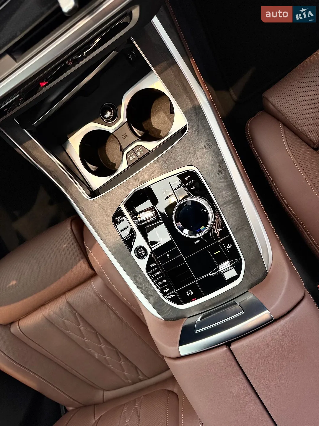 2025 BMW X7 - мініатюра 21
