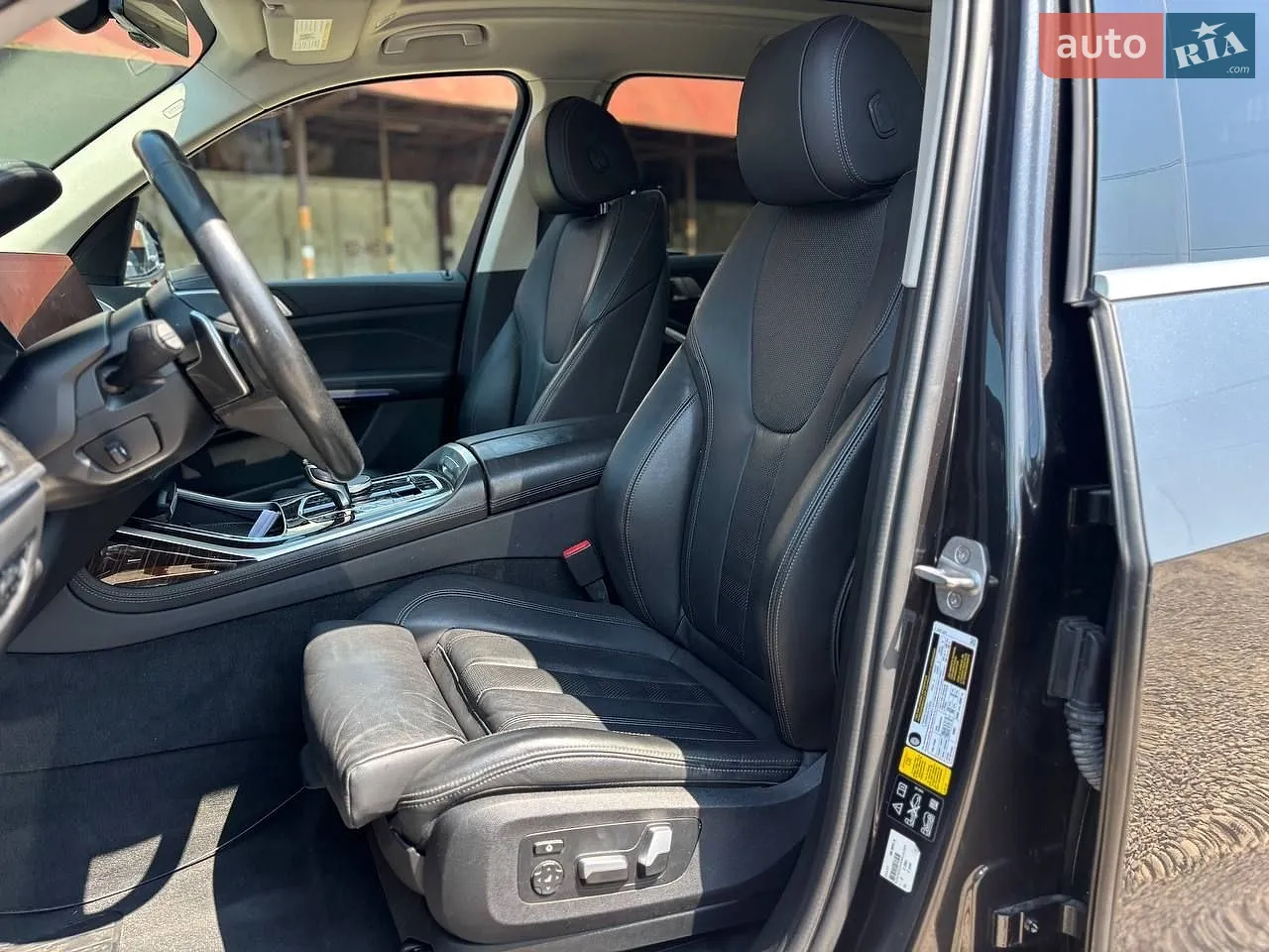 2021 BMW X7 - мініатюра 42