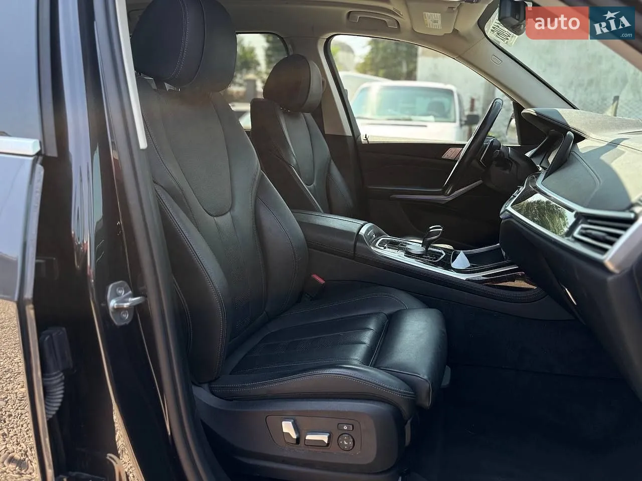 2021 BMW X7 - мініатюра 37