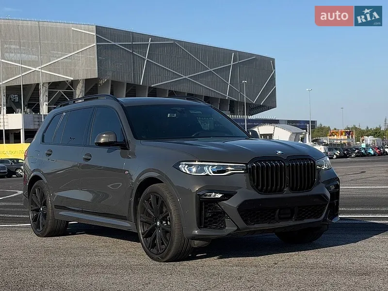 BMW X7 2021