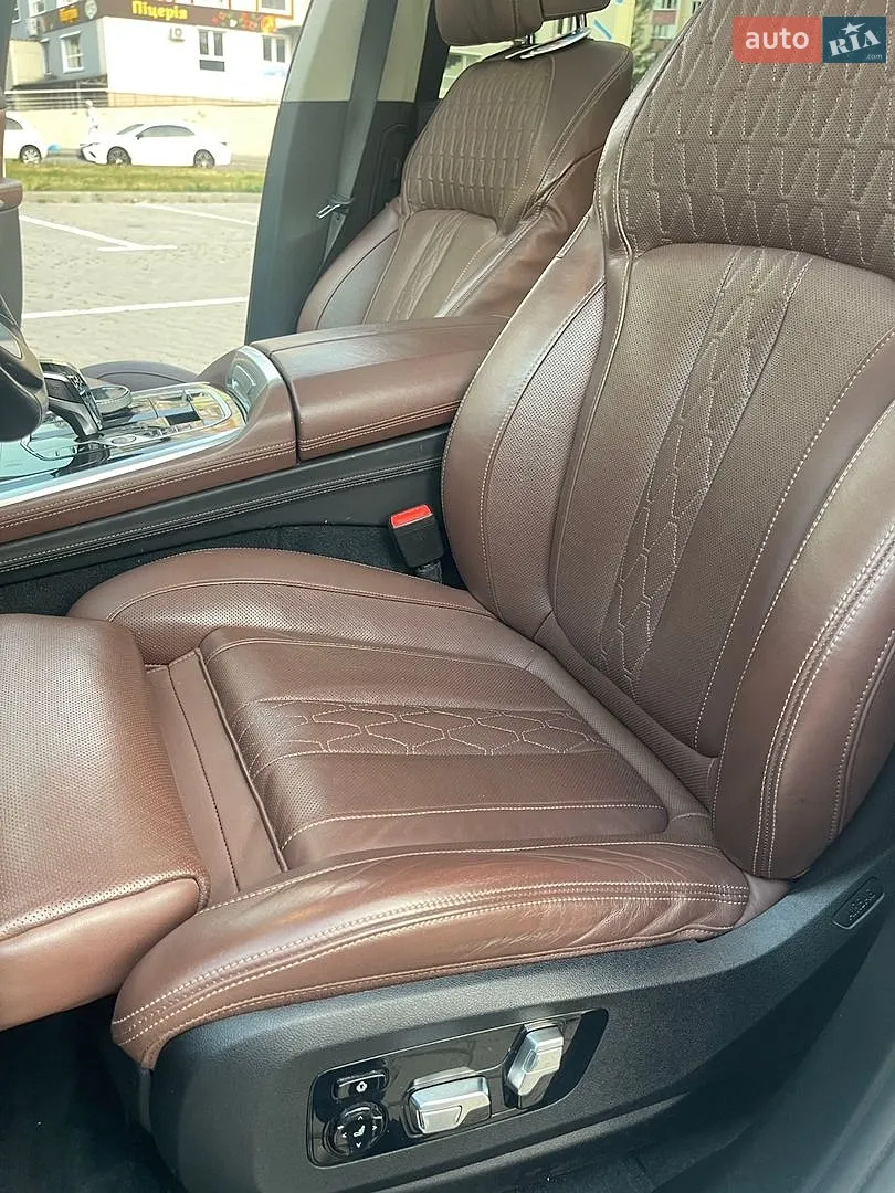 2020 BMW X7 - мініатюра 11