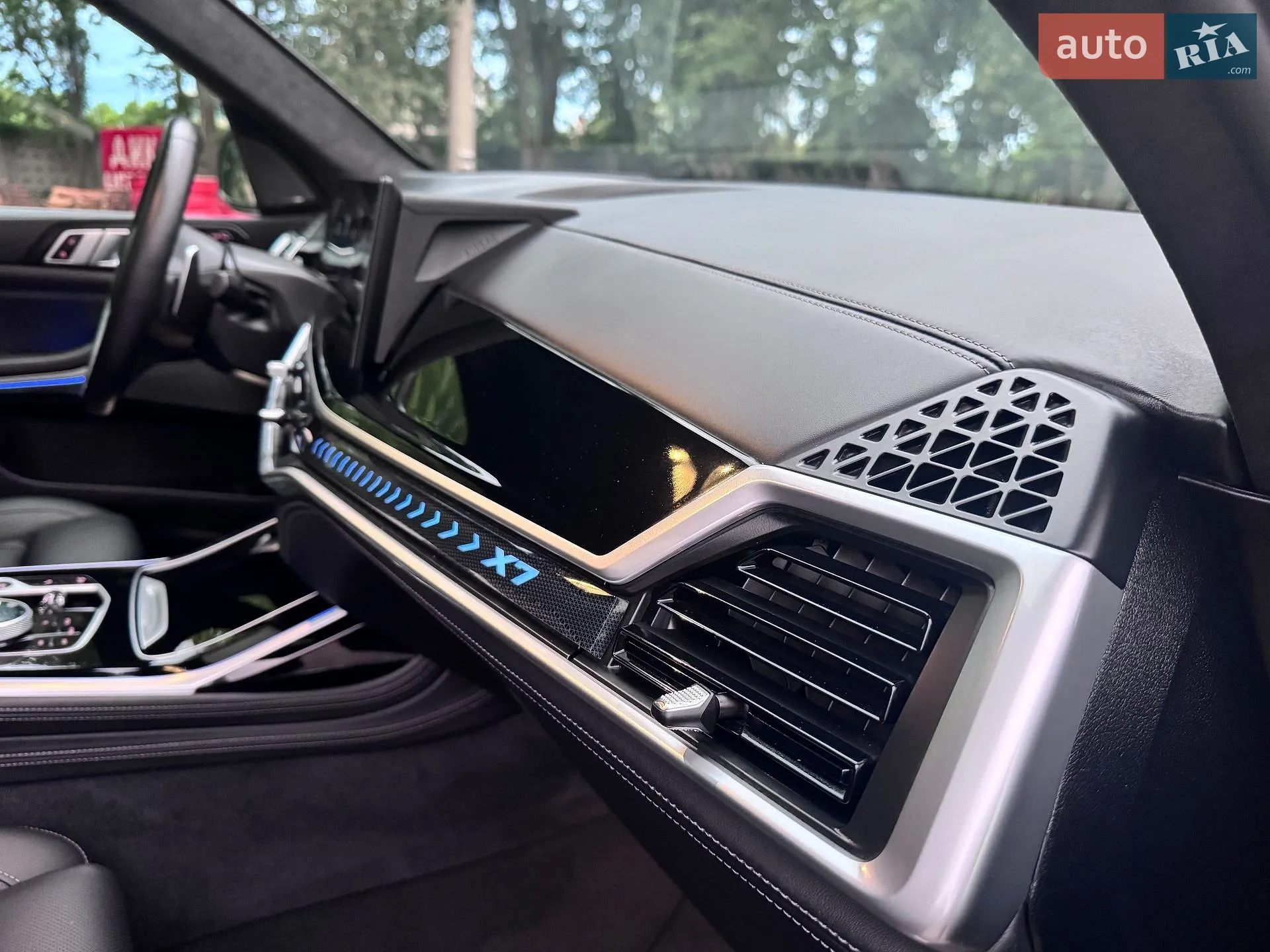 2024 BMW X7 - мініатюра 15