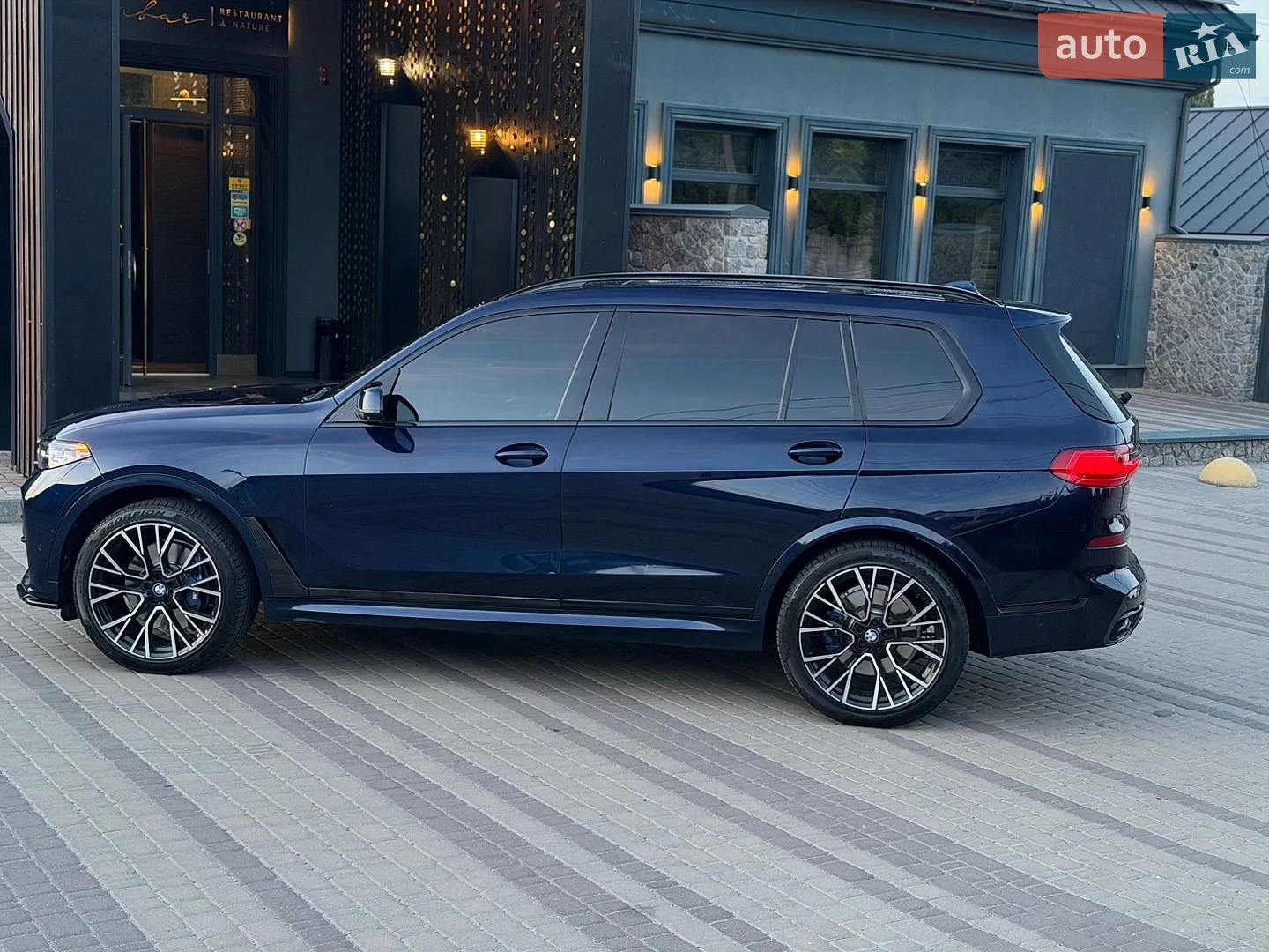 2020 BMW X7 - мініатюра 17