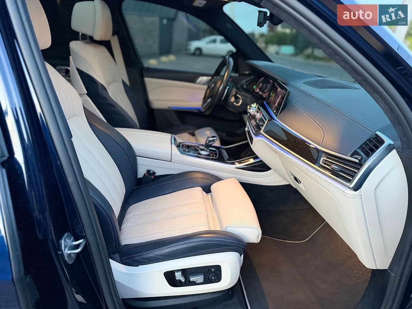 2020 BMW X7 - мініатюра 44