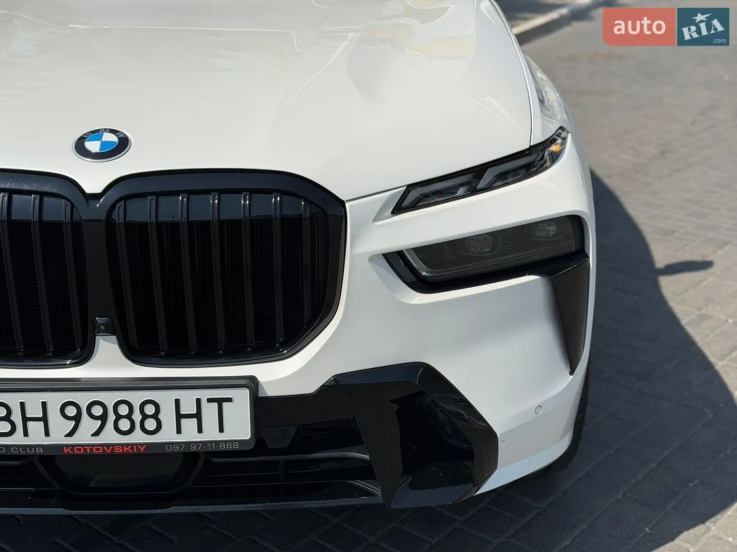 2023 BMW X7 - мініатюра 21
