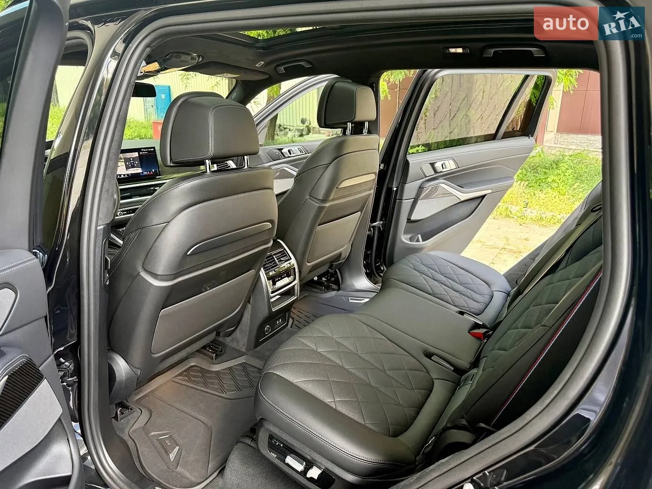 2023 BMW X7 - мініатюра 19