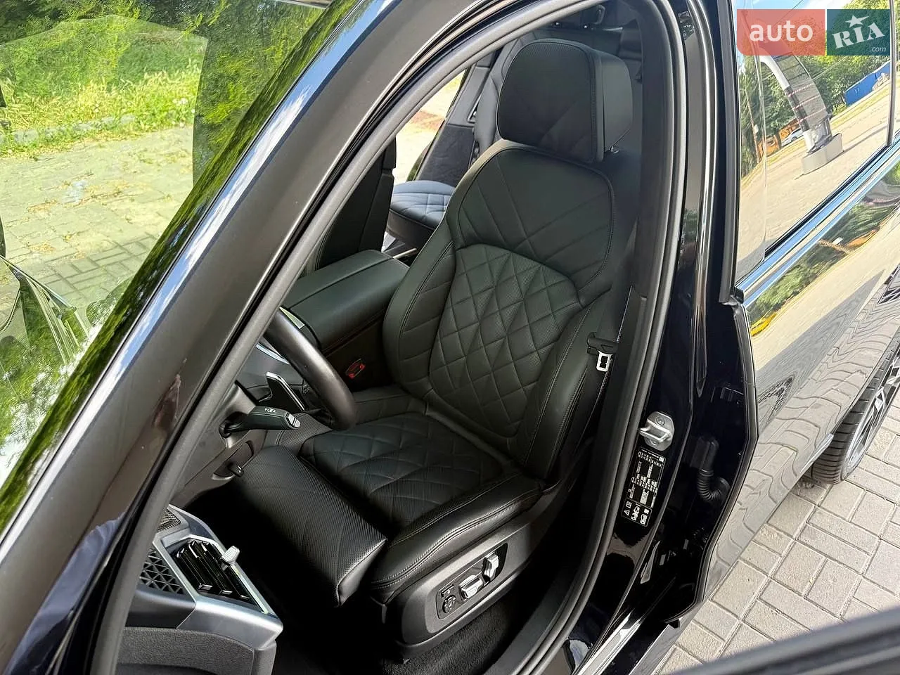 2023 BMW X7 - мініатюра 16