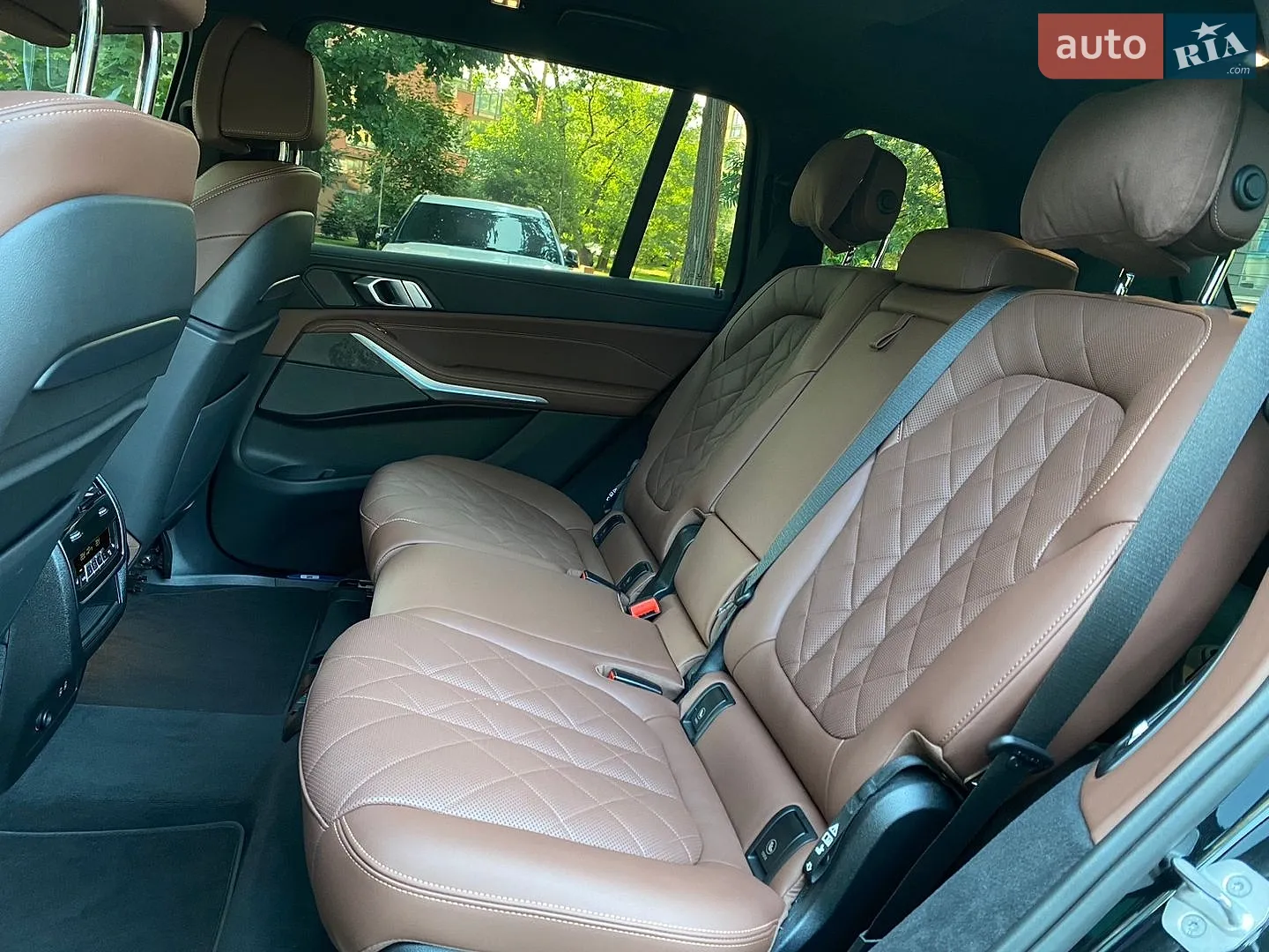 2024 BMW X7 - мініатюра 27