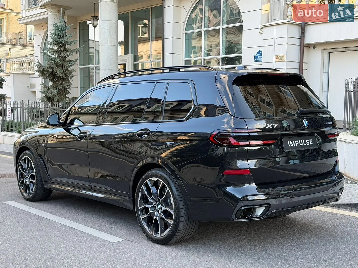 2023 BMW X7 - мініатюра 8