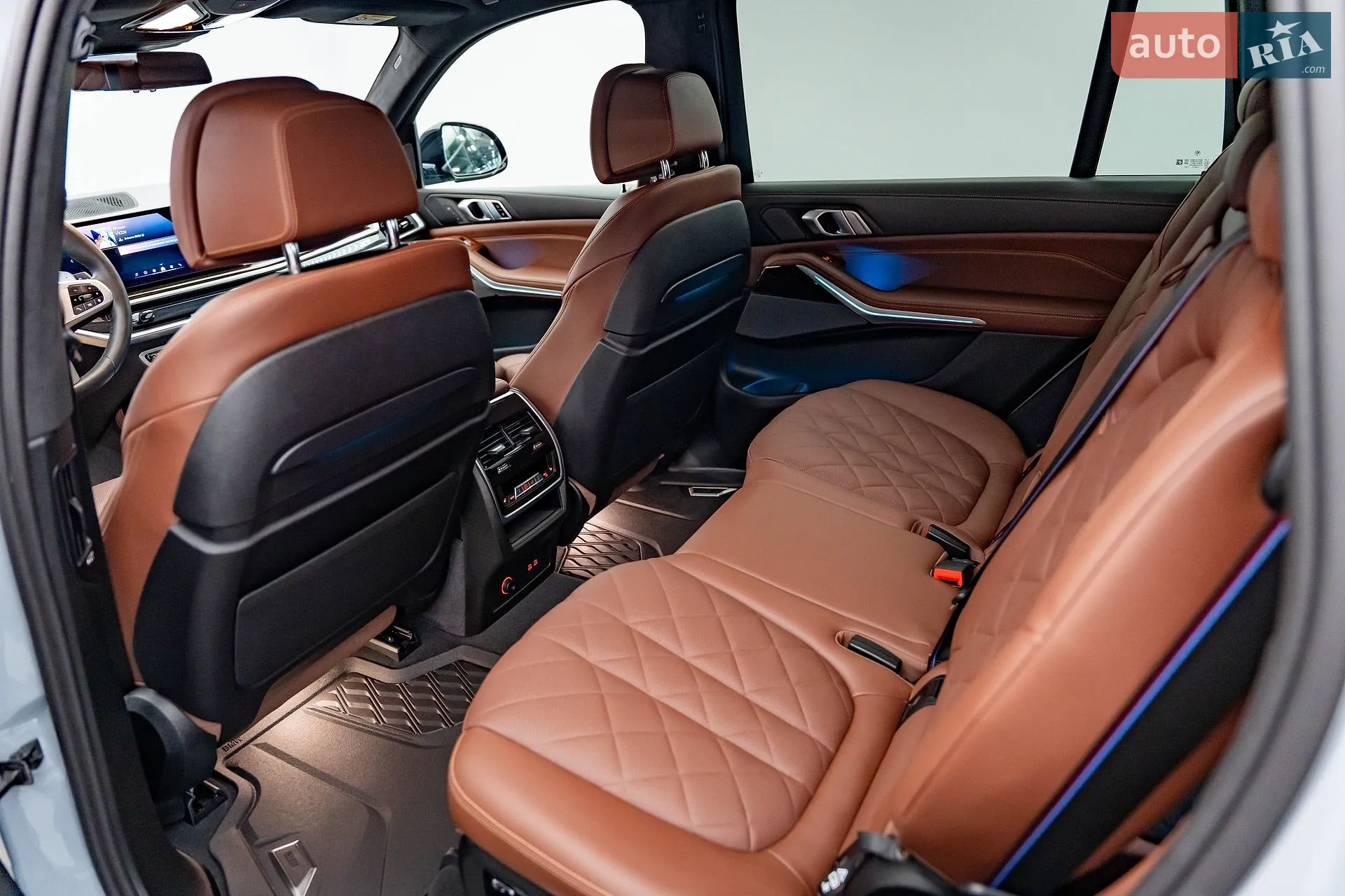 2024 BMW X7 - мініатюра 10