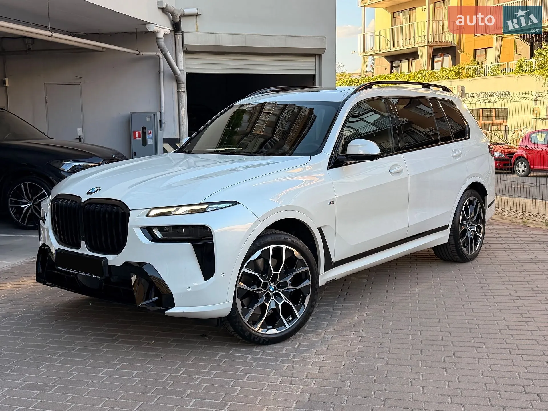 2023 BMW X7 - фото 1
