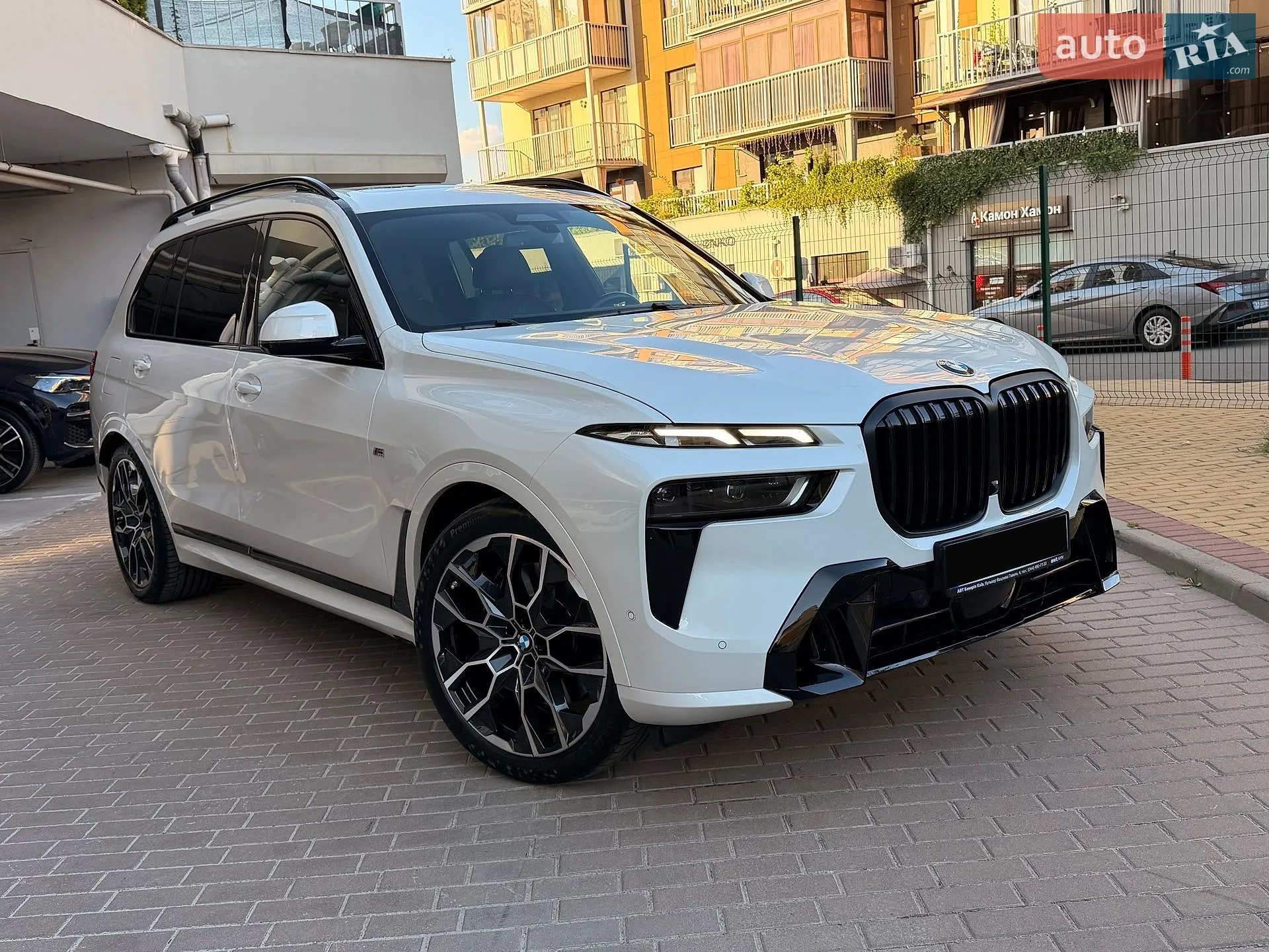2023 BMW X7 - мініатюра 9
