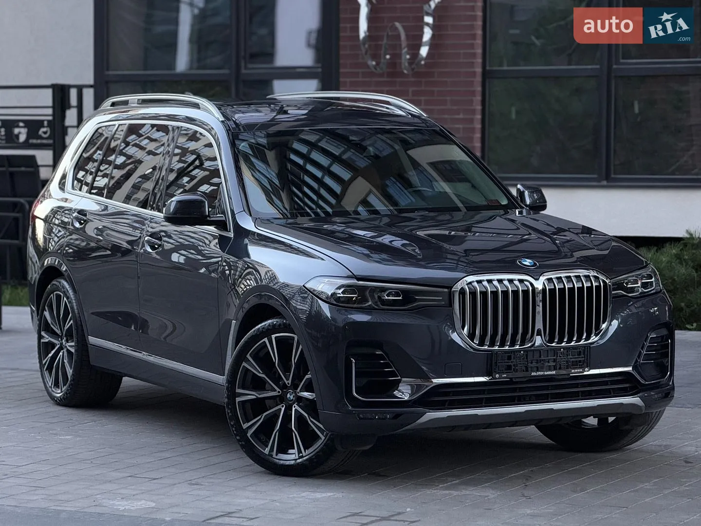 2020 BMW X7 - мініатюра 8