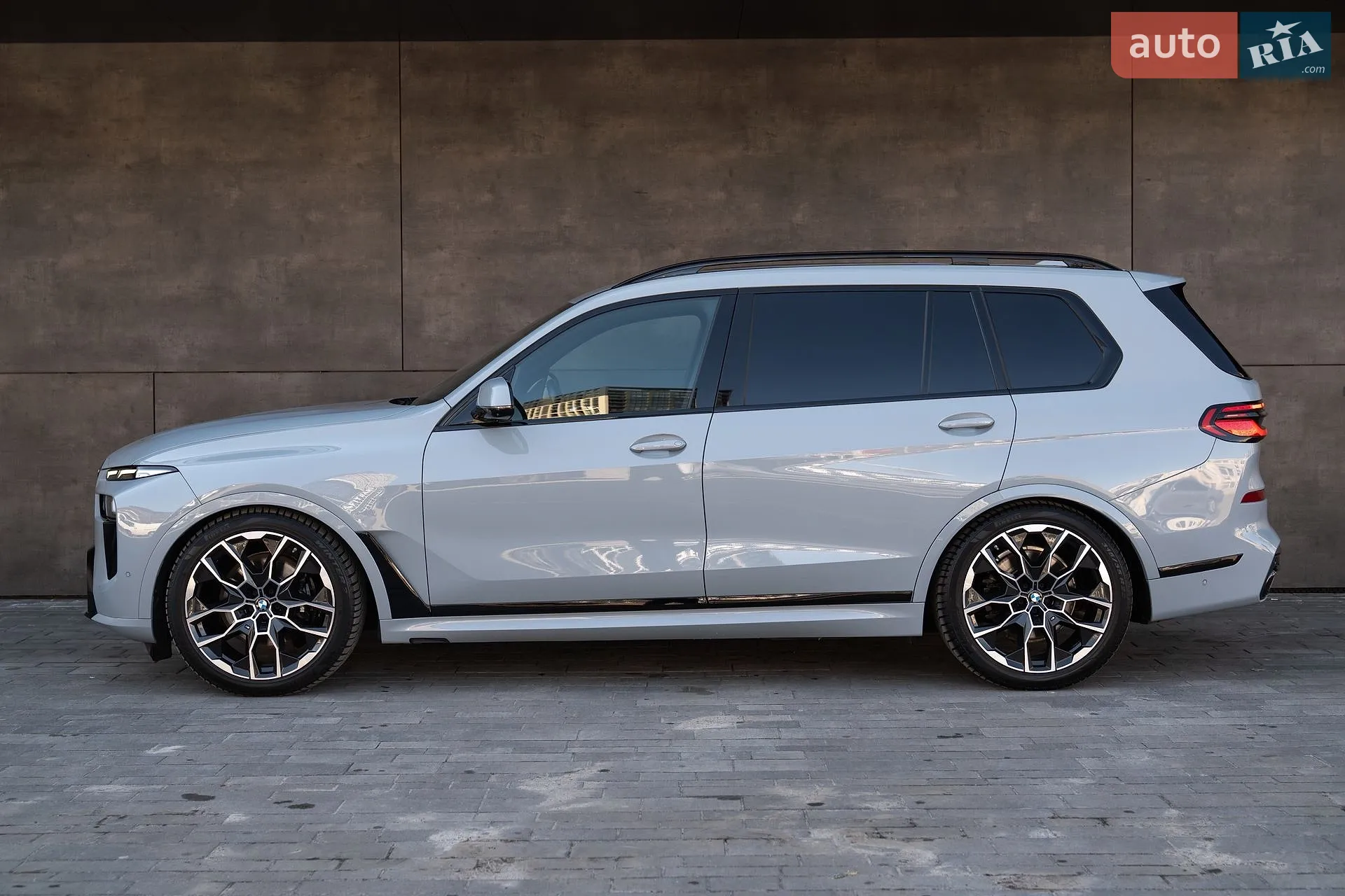 2023 BMW X7 - мініатюра 8