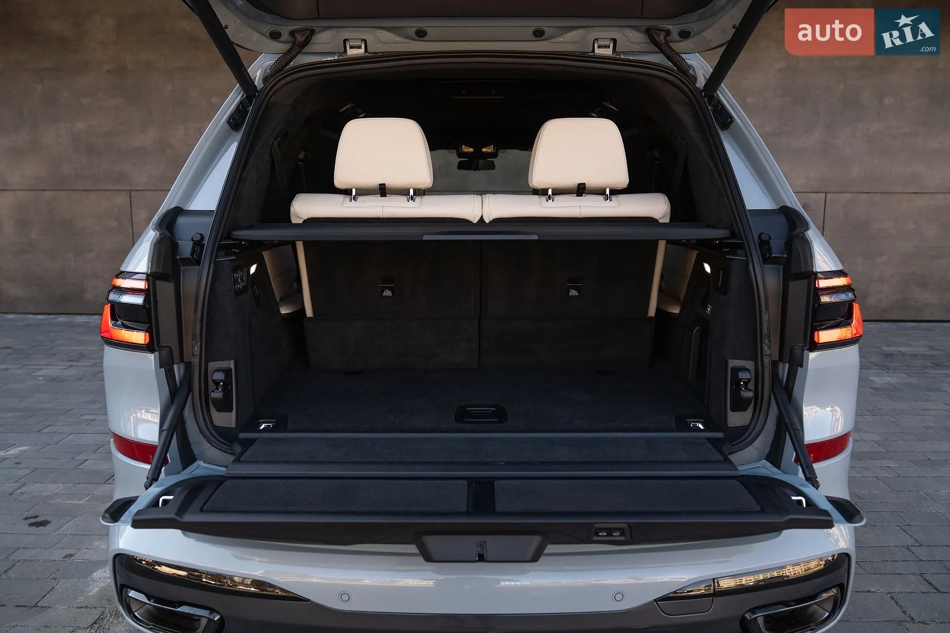 2023 BMW X7 - мініатюра 12