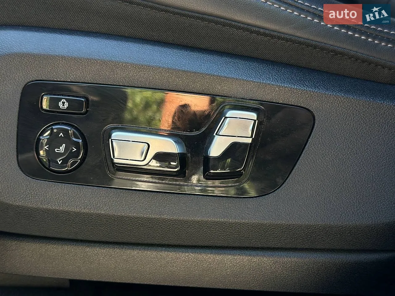 2023 BMW X7 - мініатюра 14