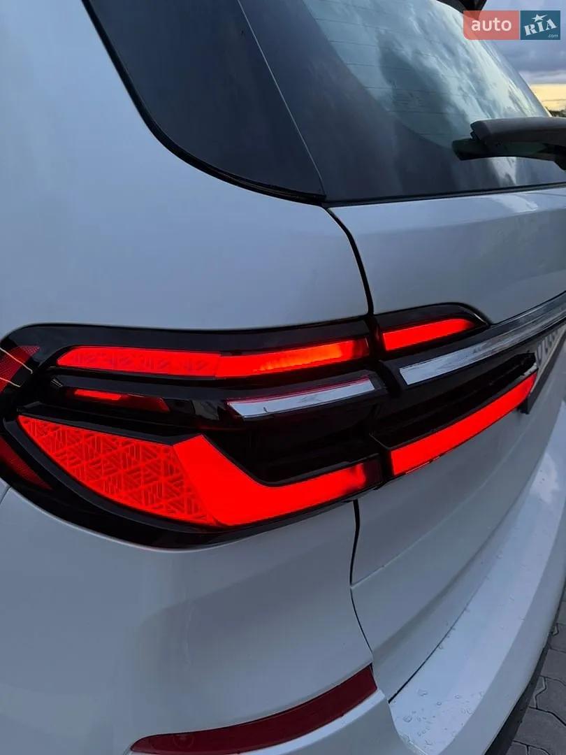 2020 BMW X7 - мініатюра 16