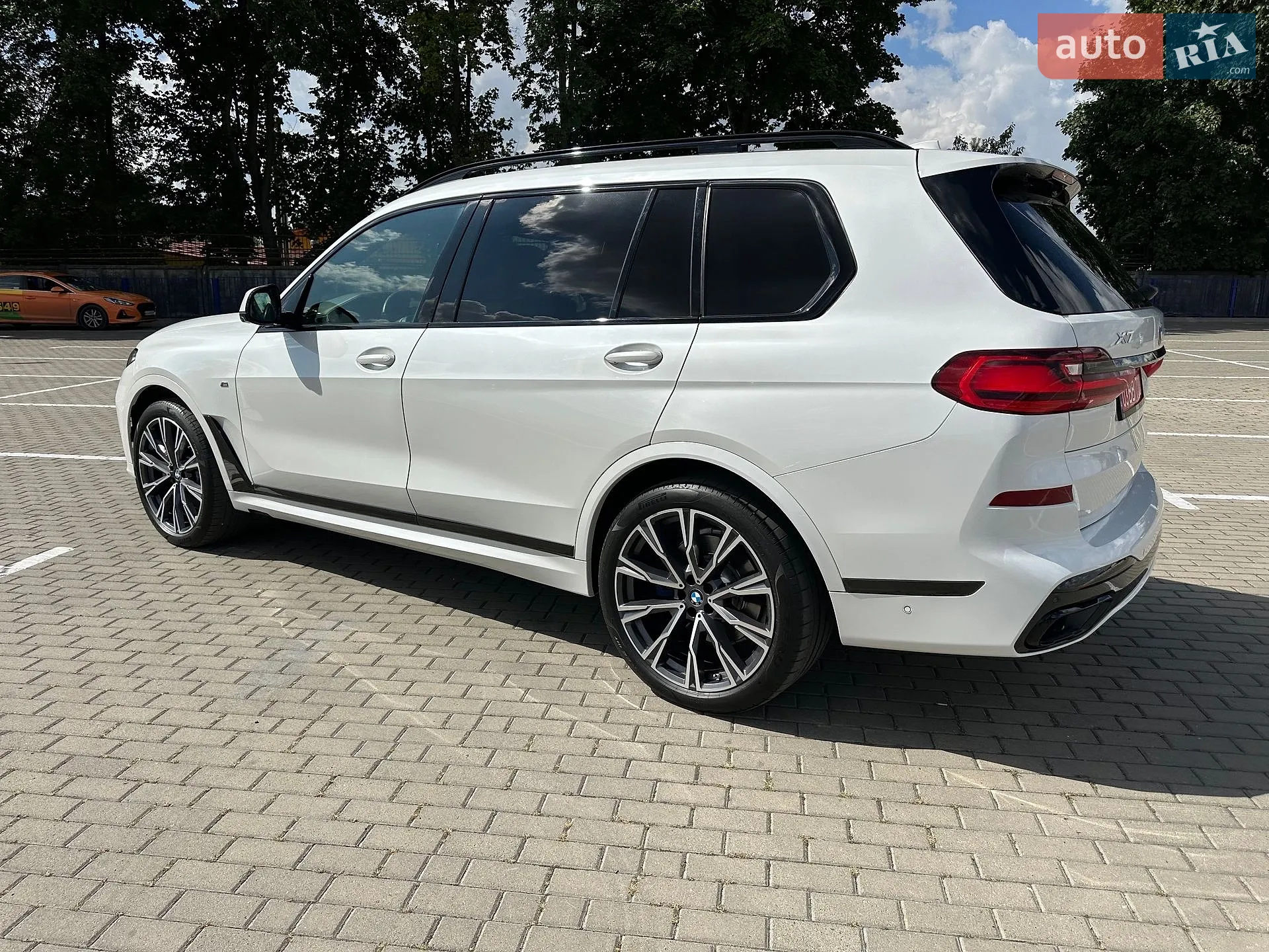 2021 BMW X7 - мініатюра 47