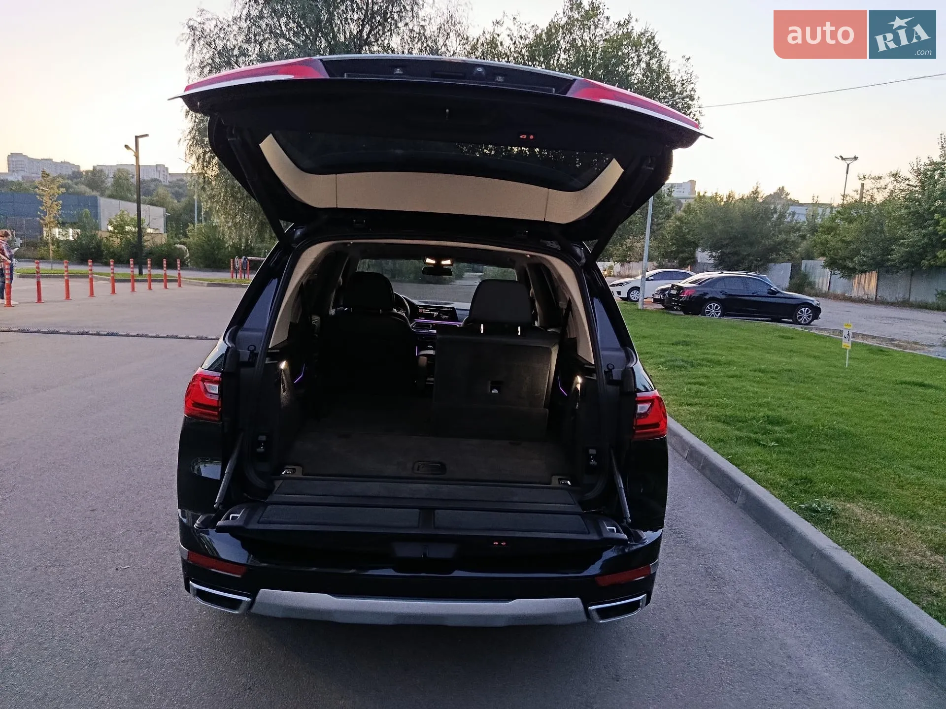 2019 BMW X7 - мініатюра 43