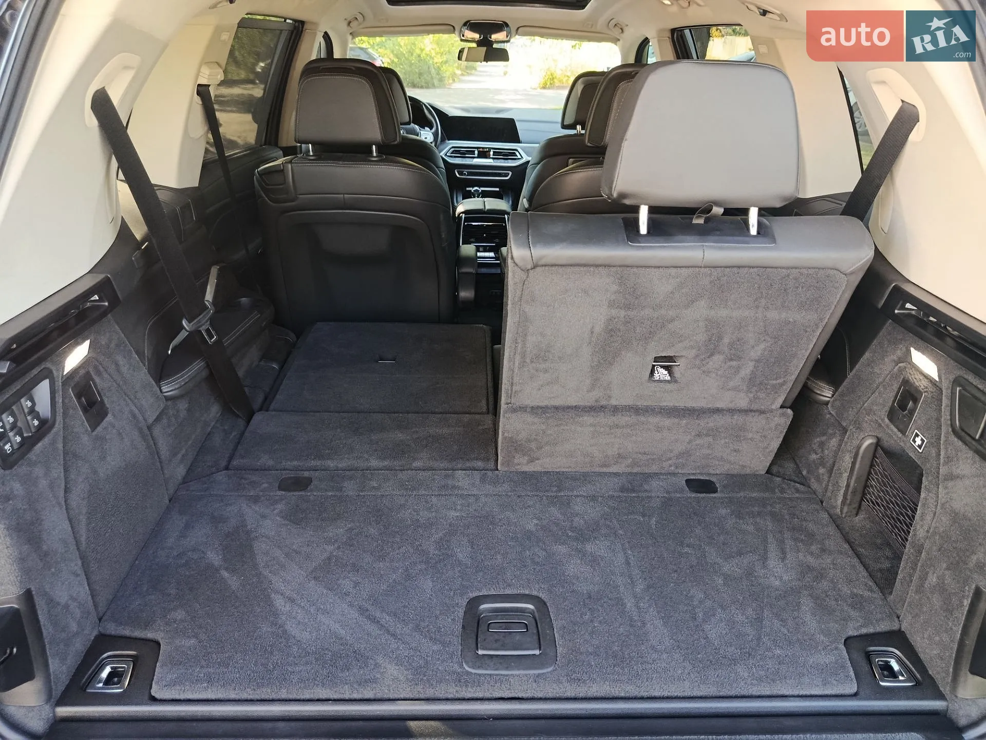 2019 BMW X7 - мініатюра 18