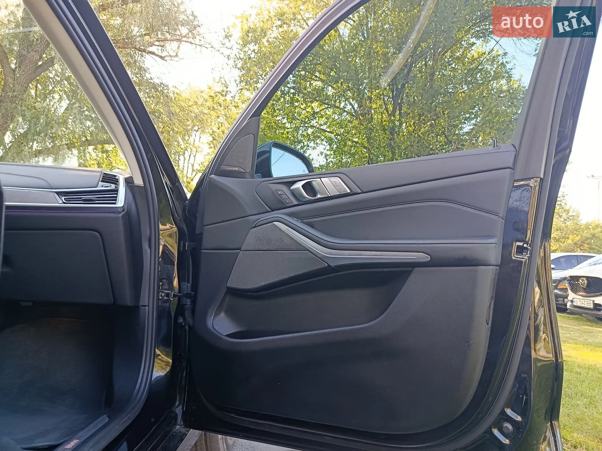 2019 BMW X7 - мініатюра 21