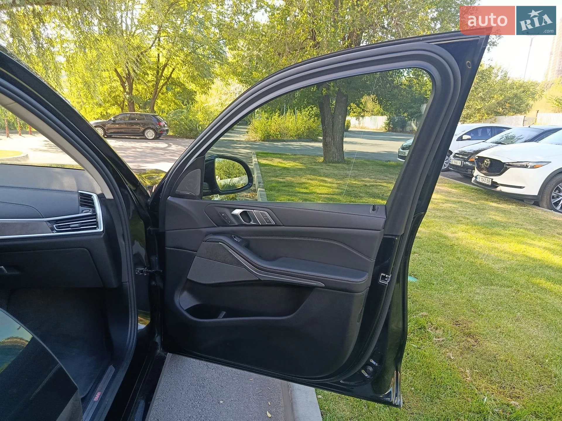 2019 BMW X7 - мініатюра 22