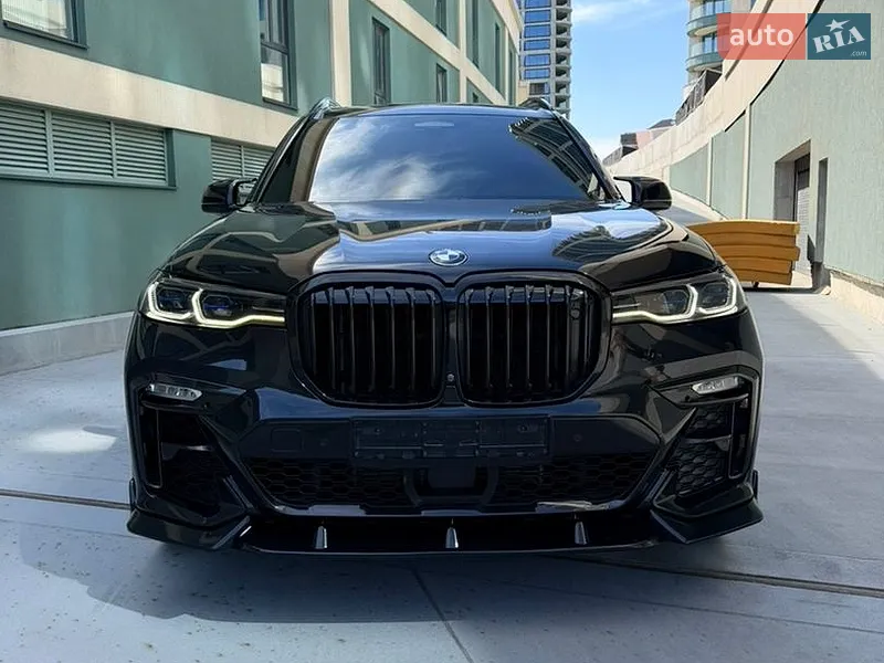 BMW X7 2021