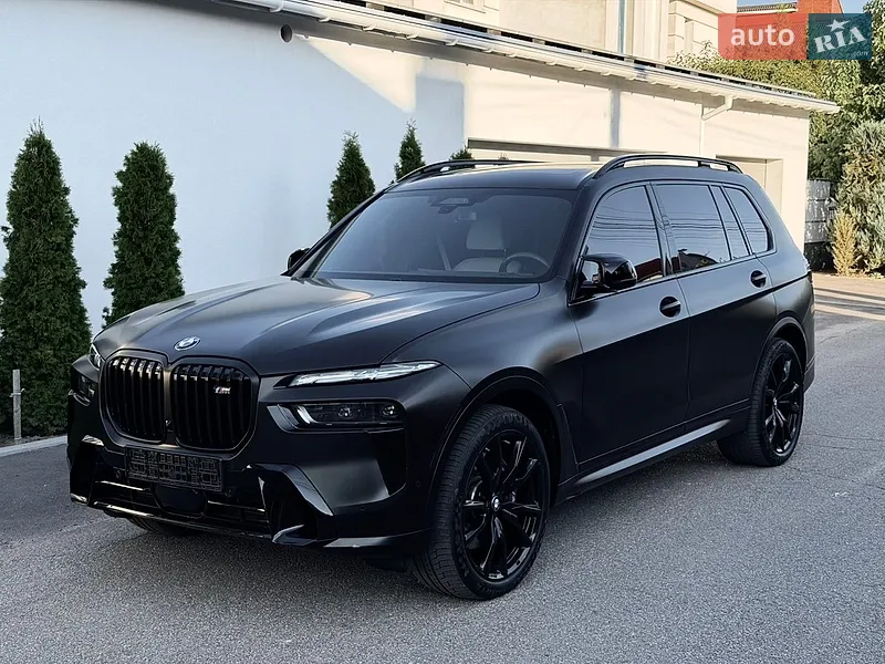 BMW X7 2025