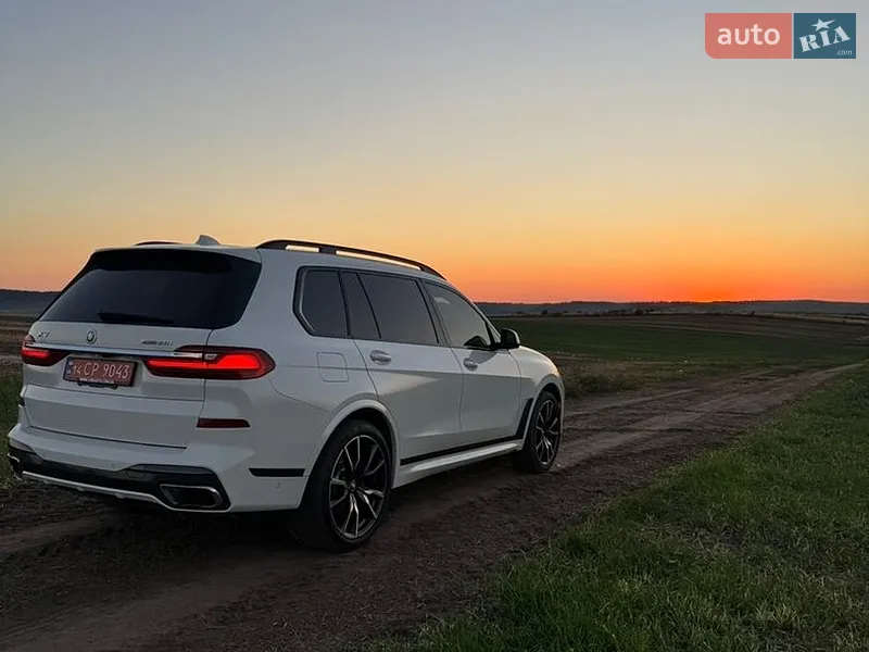 BMW X7