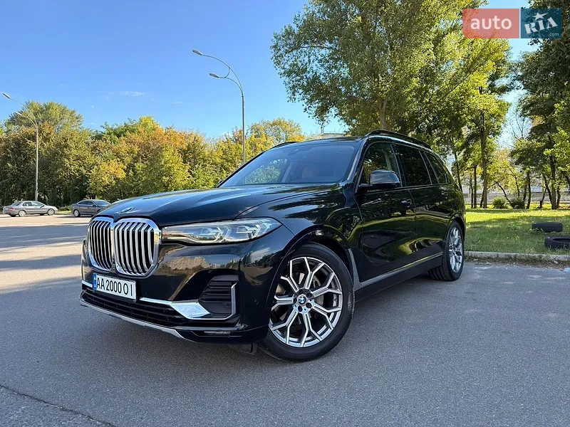 BMW X7 2021