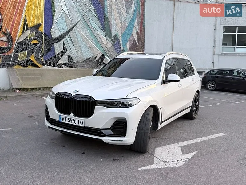 BMW X7 2021