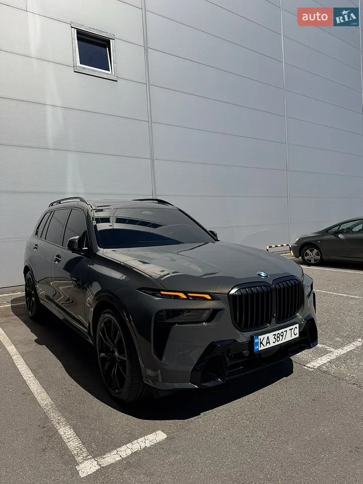 BMW X7 2024