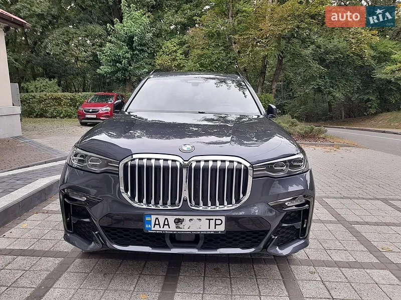 BMW X7