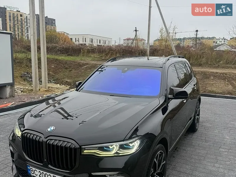 BMW X7