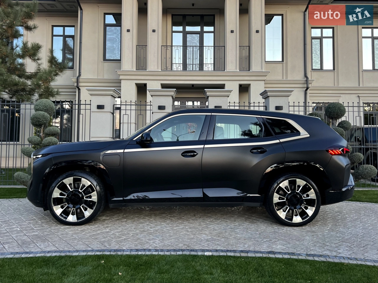 2020 Bentley Bentayga - мініатюра 96