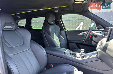Позашляховик / Кросовер BMW XM 2023 в 