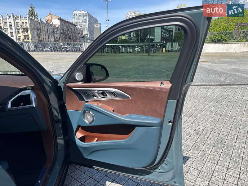 Внедорожник / Кроссовер BMW XM 2023 в Киеве