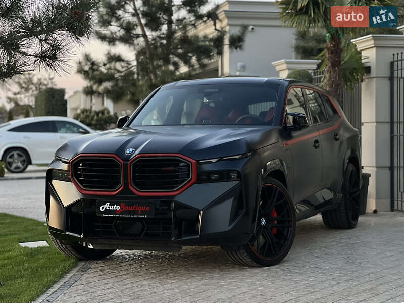 BMW XM 2023