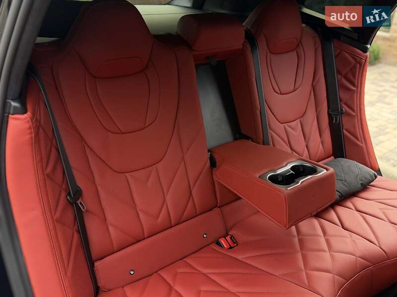 Внедорожник / Кроссовер BMW XM 2025 в Одессе фото 89 Внедорожник / Кроссовер BMW XM 2025 в Одессе