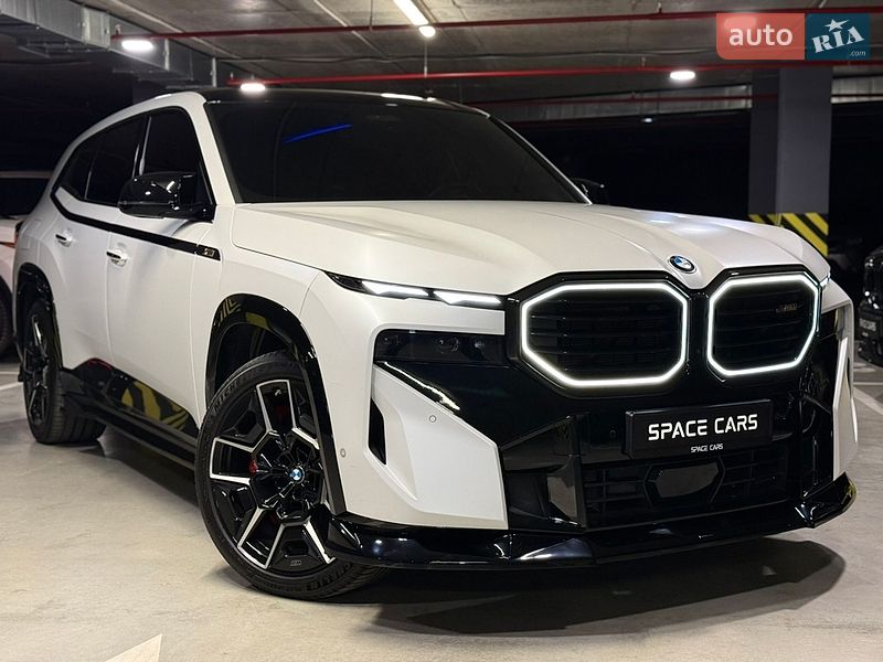 BMW XM 2023