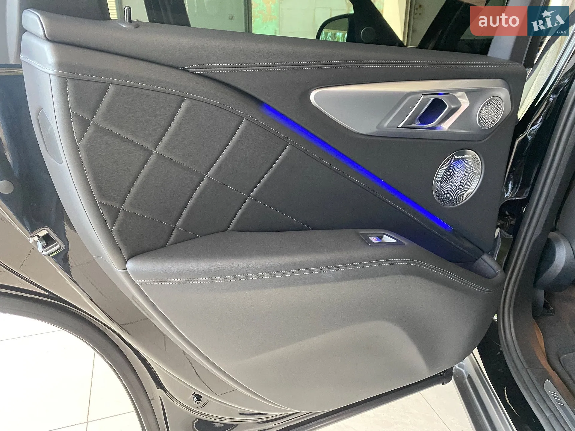 2023 BMW XM - мініатюра 44