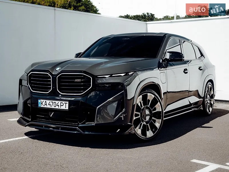 BMW XM