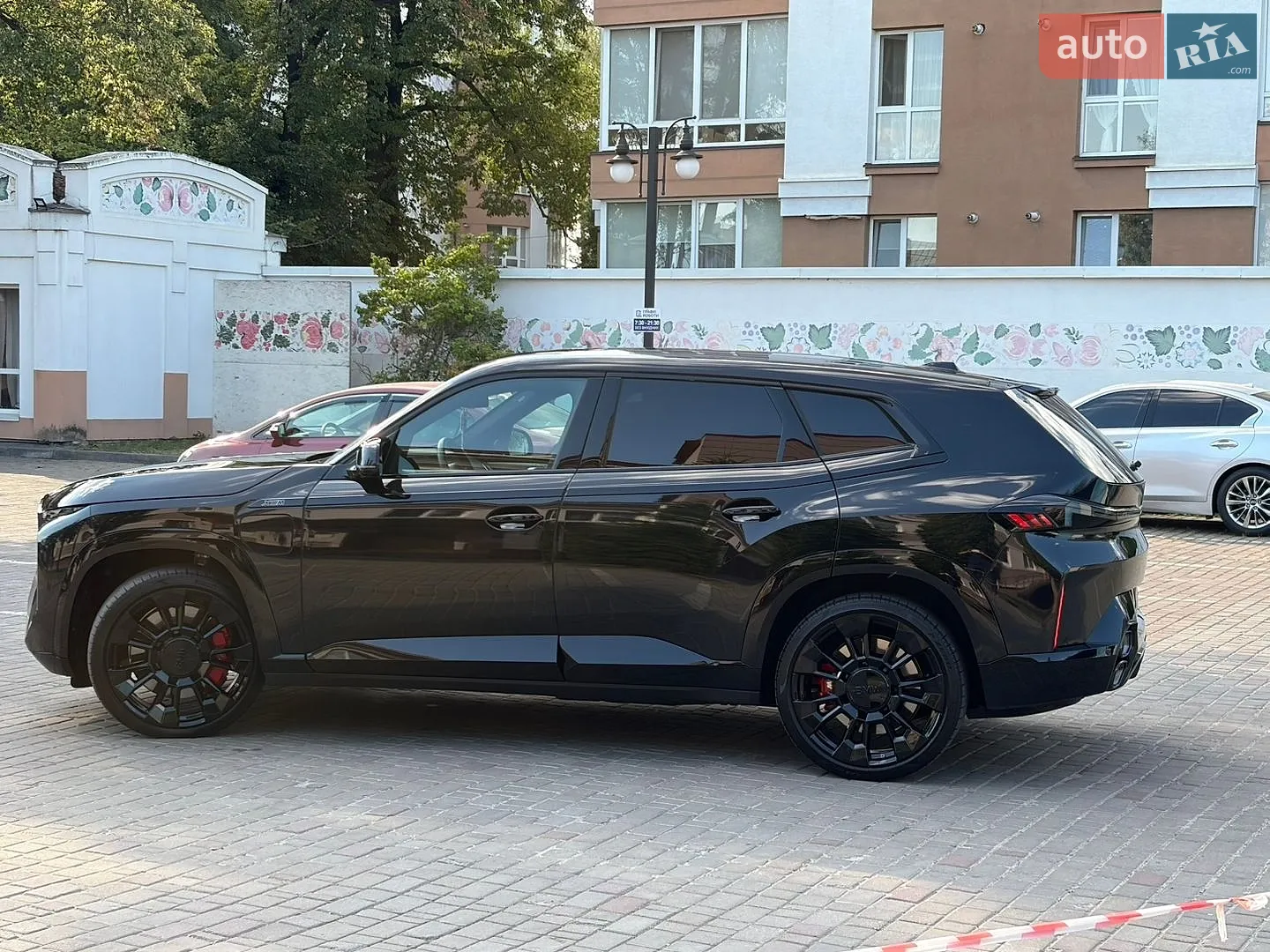 2025 BMW XM - мініатюра 15