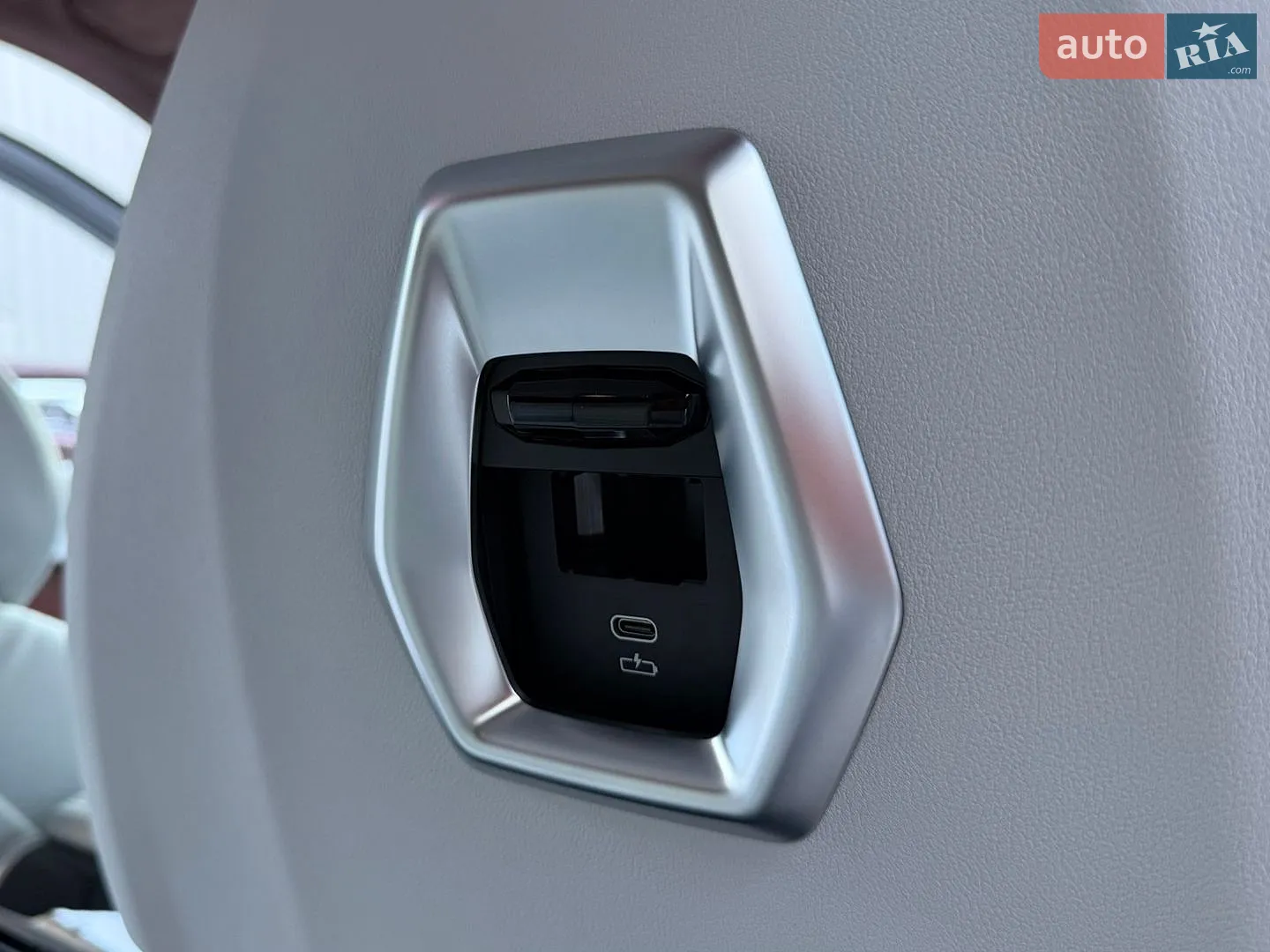 2023 BMW XM - мініатюра 48